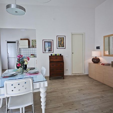 Apartments Florence Pandolfini Street Bilik gambar