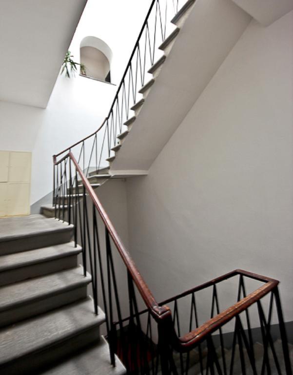 Apartments Florence Pandolfini Street Bilik gambar
