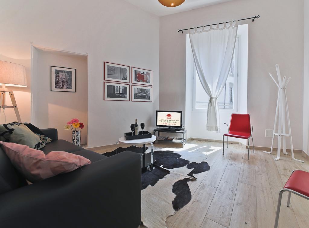 Apartments Florence Pandolfini Street Bilik gambar